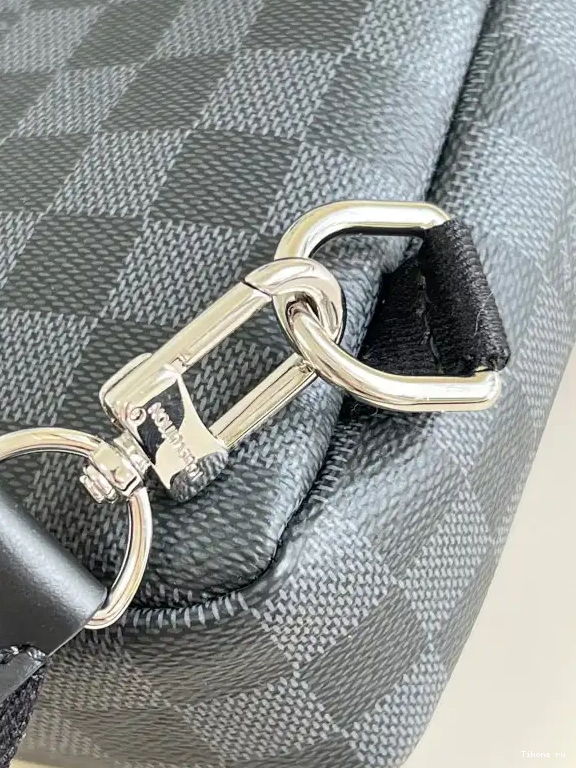Cheap SLINGBAG LOUIS AVENUE VUITTON 0605